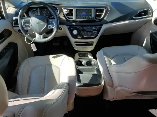 2C4RC1BG6JR127194 2018 CHRYSLER PACIFICA - Image 8