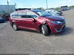 2C4RC1BG6JR127356 2018 CHRYSLER PACIFICA