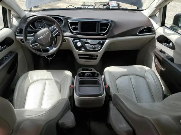 2C4RC1BG6JR142049 2018 CHRYSLER PACIFICA - Image 8