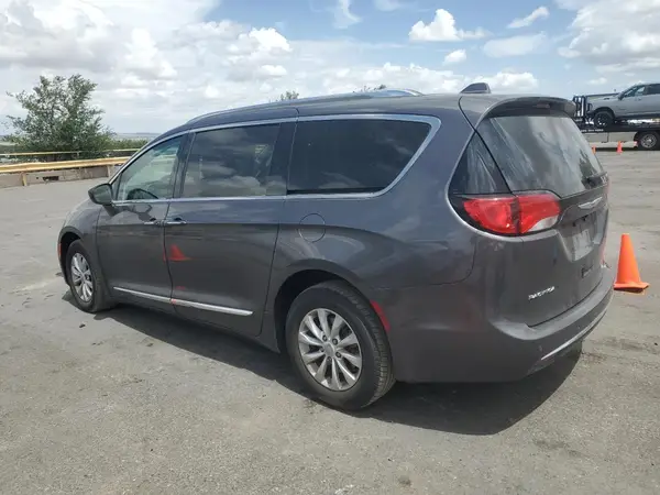 2C4RC1BG6JR148854 2018 CHRYSLER PACIFICA - Image 2