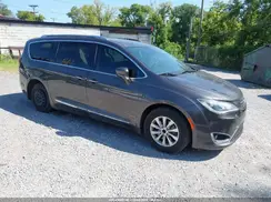2C4RC1BG6JR152015 2018 CHRYSLER PACIFICA