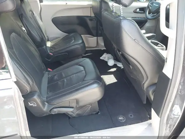 2C4RC1BG6JR152015 2018 CHRYSLER PACIFICA - Image 8