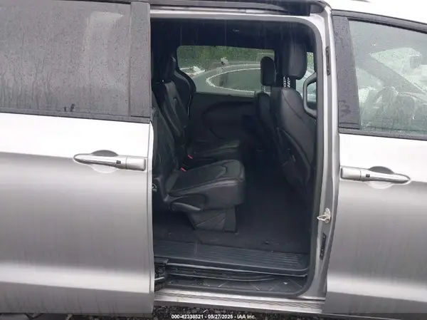 2C4RC1BG6JR172250 2018 CHRYSLER PACIFICA - Image 8