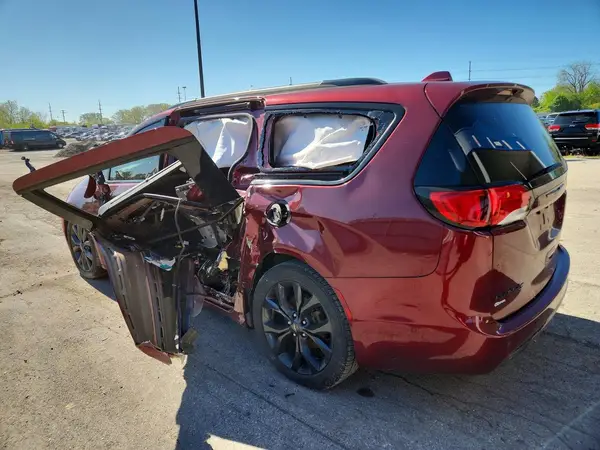 2C4RC1BG6JR182731 2018 CHRYSLER PACIFICA - Image 2