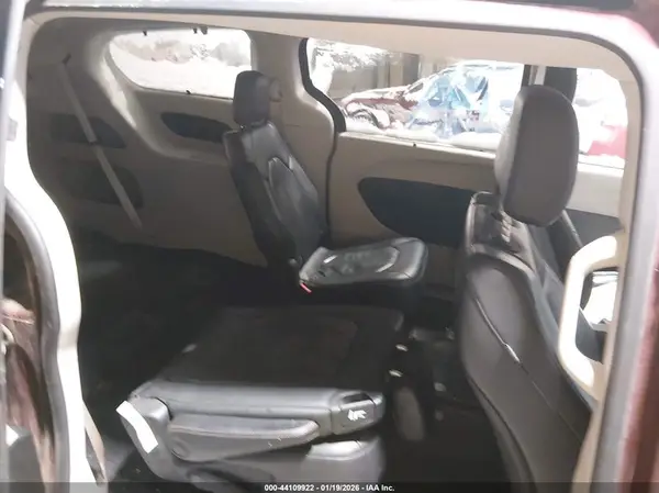 2C4RC1BG6JR194104 2018 CHRYSLER PACIFICA - Image 8