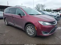 2C4RC1BG6JR204081 2018 CHRYSLER PACIFICA