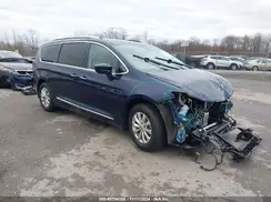2C4RC1BG6JR233614 2018 CHRYSLER PACIFICA