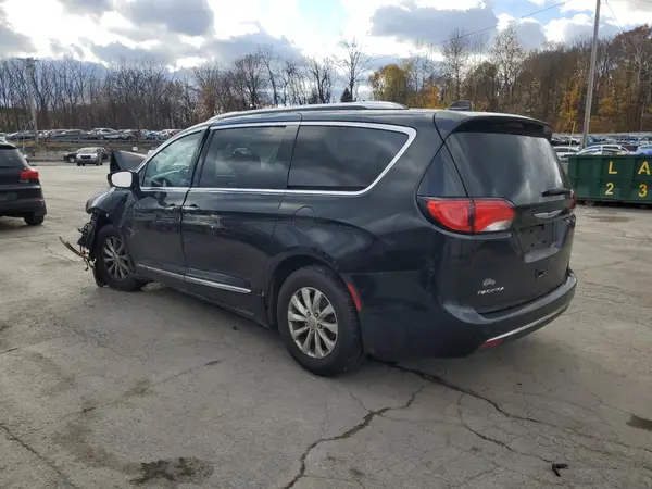 2C4RC1BG6JR234844 2018 CHRYSLER PACIFICA - Image 2