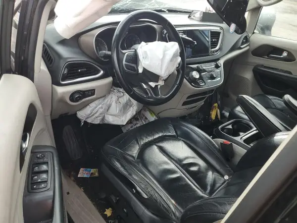 2C4RC1BG6JR234844 2018 CHRYSLER PACIFICA - Image 8