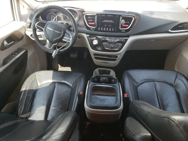 2C4RC1BG6JR235024 2018 CHRYSLER PACIFICA - Image 8