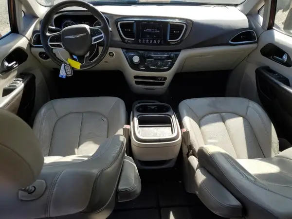 2C4RC1BG6JR235881 2018 CHRYSLER PACIFICA - Image 8