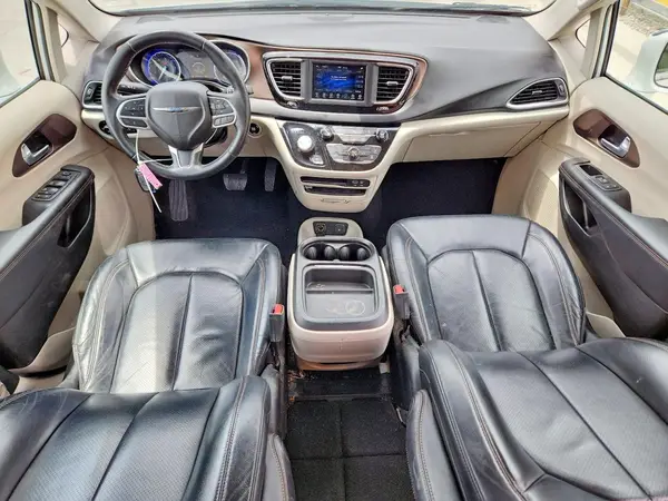 2C4RC1BG6JR246203 2018 CHRYSLER PACIFICA - Image 8