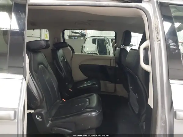 2C4RC1BG6JR246220 2018 CHRYSLER PACIFICA - Image 8