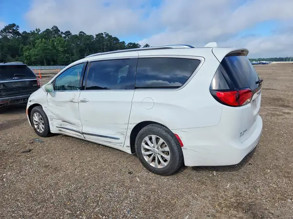 2C4RC1BG6JR246248 2018 CHRYSLER PACIFICA - Image 2