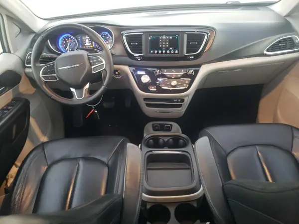 2C4RC1BG6JR246847 2018 CHRYSLER PACIFICA - Image 8