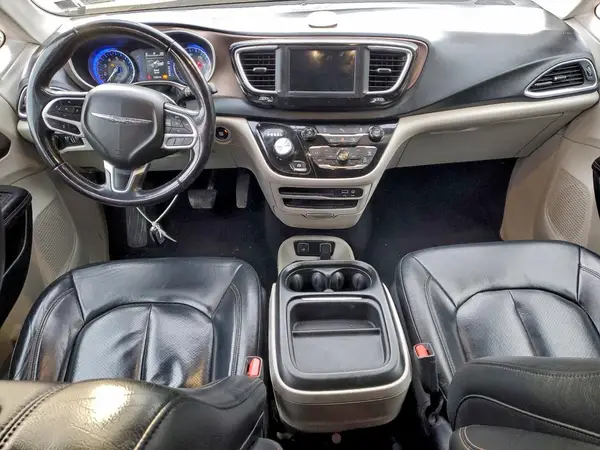 2C4RC1BG6JR252924 2018 CHRYSLER PACIFICA - Image 8