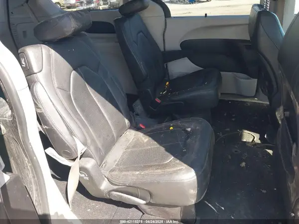 2C4RC1BG6JR253880 2018 CHRYSLER PACIFICA - Image 8