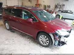 2C4RC1BG6JR258769 2018 CHRYSLER PACIFICA