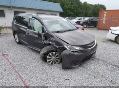 2C4RC1BG6JR258822 2018 CHRYSLER PACIFICA