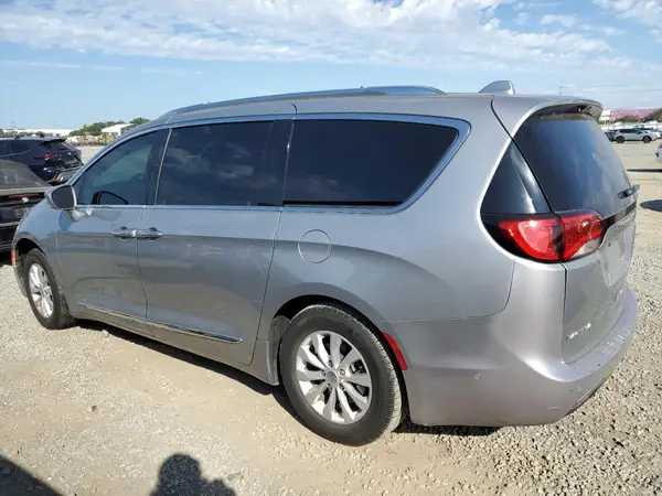 2C4RC1BG6JR263079 2018 CHRYSLER PACIFICA - Image 2