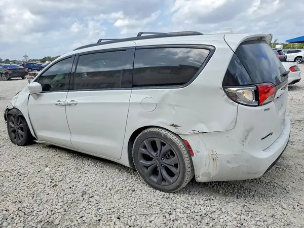 2C4RC1BG6JR263356 2018 CHRYSLER PACIFICA - Image 2