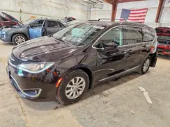 2C4RC1BG6JR270002 2018 CHRYSLER PACIFICA