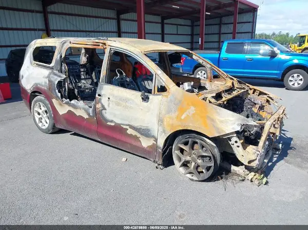 2C4RC1BG6JR270520 2018 CHRYSLER PACIFICA - Image 1