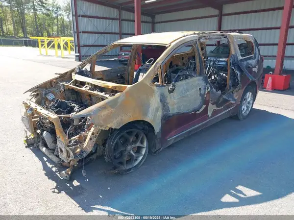 2C4RC1BG6JR270520 2018 CHRYSLER PACIFICA - Image 2