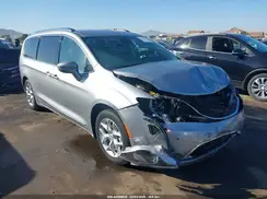 2C4RC1BG6JR270596 2018 CHRYSLER PACIFICA