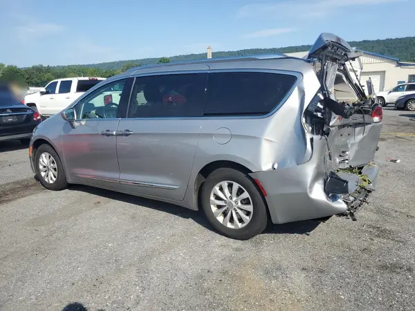 2C4RC1BG6JR277273 2018 CHRYSLER PACIFICA - Image 2