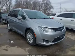 2C4RC1BG6JR277547 2018 CHRYSLER PACIFICA