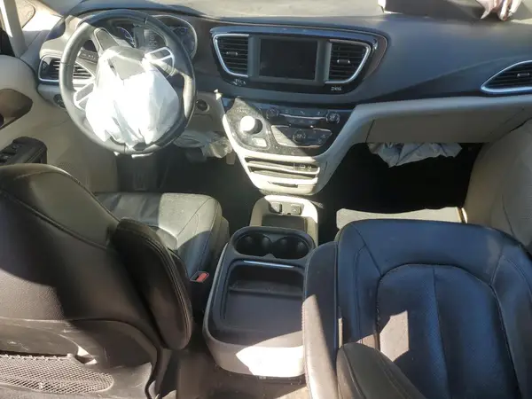 2C4RC1BG6JR280416 2018 CHRYSLER PACIFICA - Image 8
