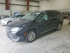 2C4RC1BG6JR312362 2018 CHRYSLER PACIFICA