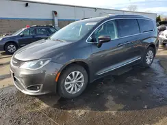 2C4RC1BG6JR322826 2018 CHRYSLER PACIFICA