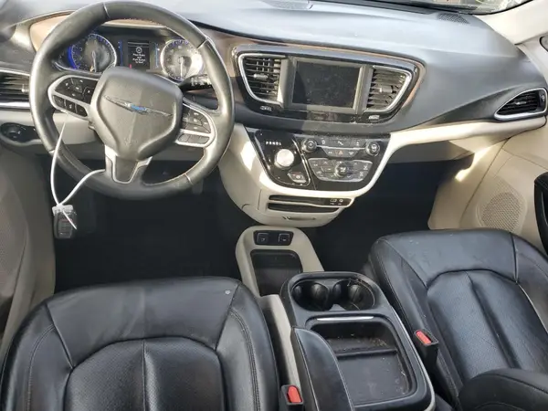 2C4RC1BG6JR322826 2018 CHRYSLER PACIFICA - Image 8