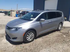 2C4RC1BG6JR330411 2018 CHRYSLER PACIFICA