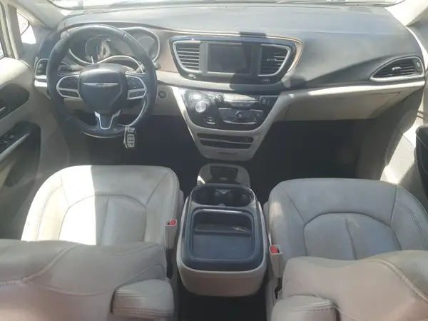 2C4RC1BG6JR330411 2018 CHRYSLER PACIFICA - Image 8