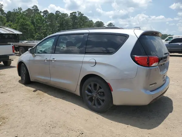 2C4RC1BG6JR351503 2018 CHRYSLER PACIFICA - Image 2