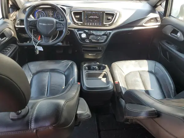 2C4RC1BG6JR355048 2018 CHRYSLER PACIFICA - Image 8