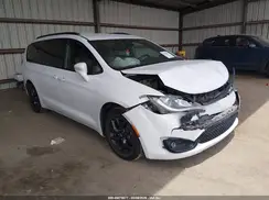 2C4RC1BG6KR522767 2019 CHRYSLER PACIFICA