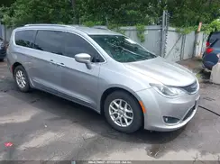 2C4RC1BG6KR531484 2019 CHRYSLER PACIFICA