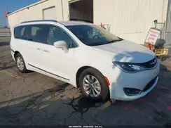 2C4RC1BG6KR532439 2019 CHRYSLER PACIFICA