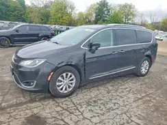 2C4RC1BG6KR537415 2019 CHRYSLER PACIFICA