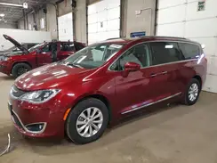 2C4RC1BG6KR537432 2019 CHRYSLER PACIFICA