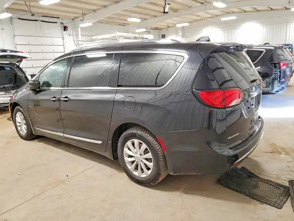 2C4RC1BG6KR550326 2019 CHRYSLER PACIFICA - Image 2
