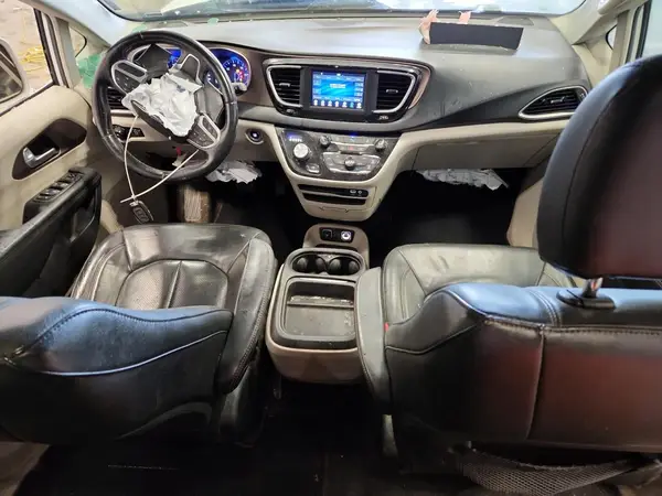 2C4RC1BG6KR554747 2019 CHRYSLER PACIFICA - Image 8
