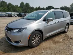 2C4RC1BG6KR554831 2019 CHRYSLER PACIFICA