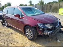 2C4RC1BG6KR554876 2019 CHRYSLER PACIFICA