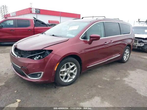 2C4RC1BG6KR575324 2019 CHRYSLER PACIFICA - Image 2