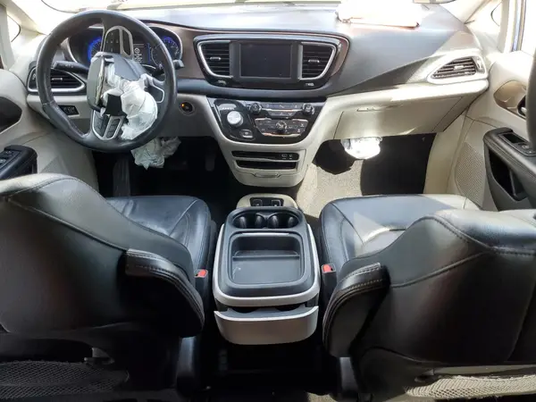 2C4RC1BG6KR576151 2019 CHRYSLER PACIFICA - Image 8
